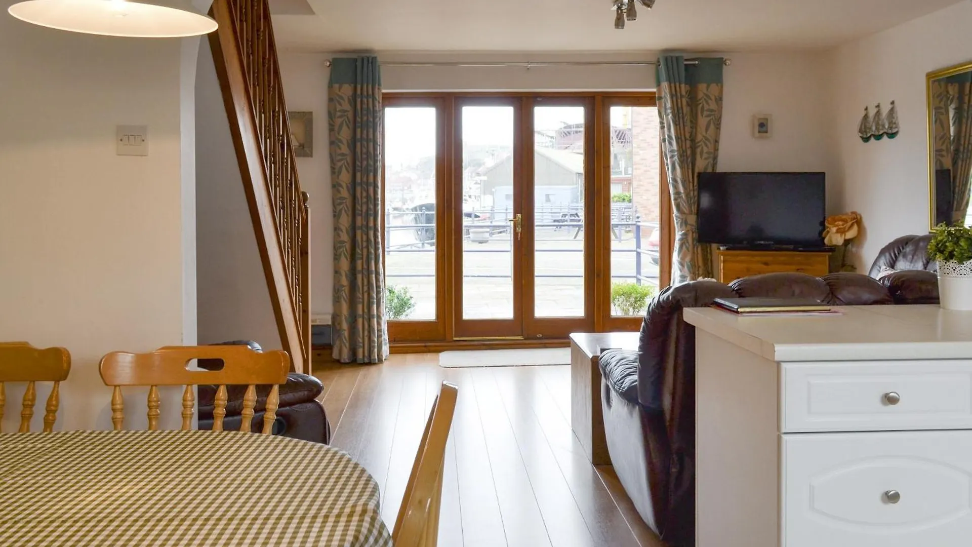 Holiday home Moon River Cottage Whitby